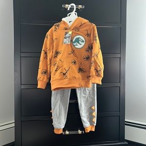 Jurassic world sweat outfit